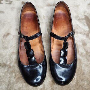 Chie Mihara Black Loafers